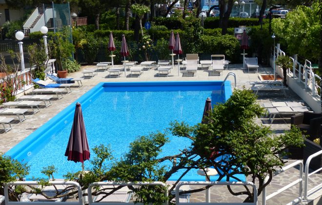 Piscina Hotel Franca Milano Marittima
